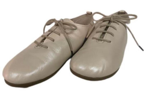 【かぼちゃの馬車CA-15 パール】ころんと靴紐シューズ